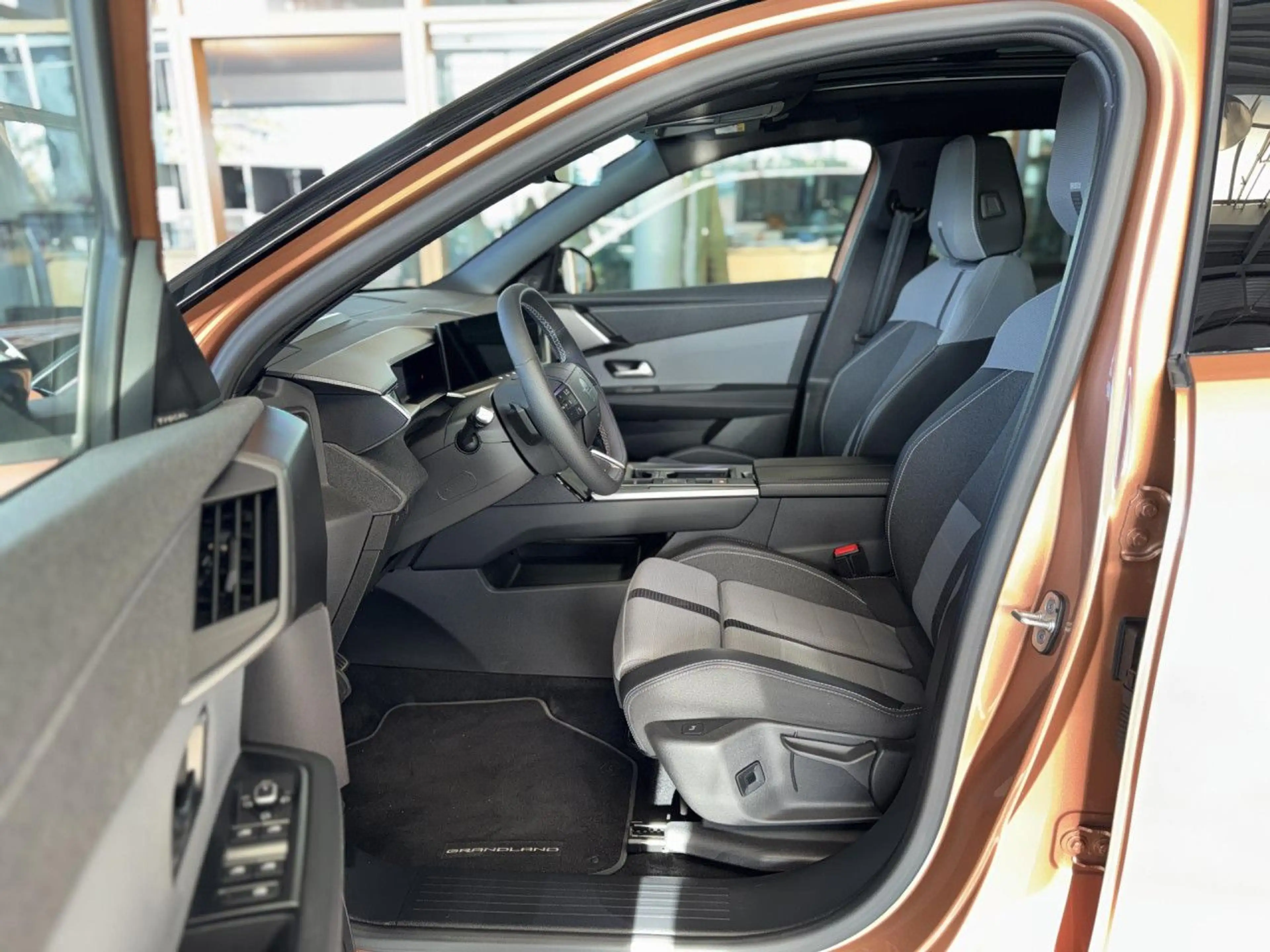 Opel Grandland Electric 73kWh GS, Pano, 360°, ACC! LED — photo 12
