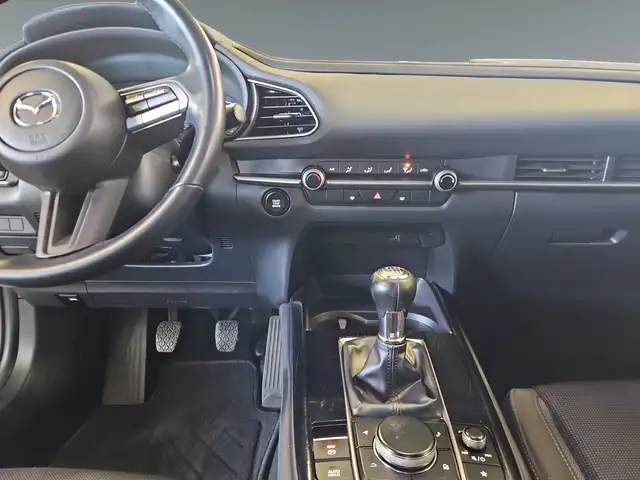 Mazda CX-30 view 11