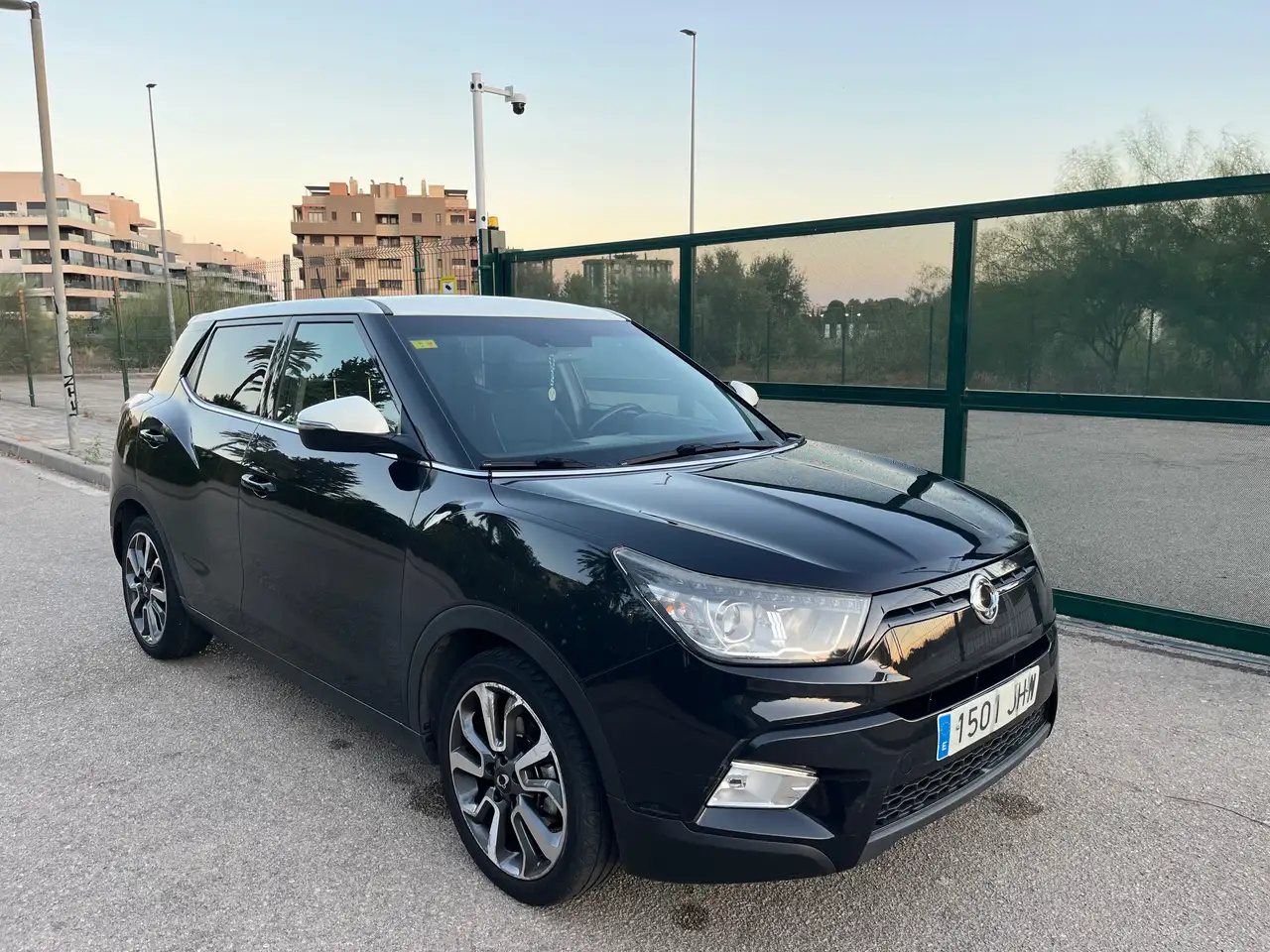 SsangYong Tivoli Límites, foto 12