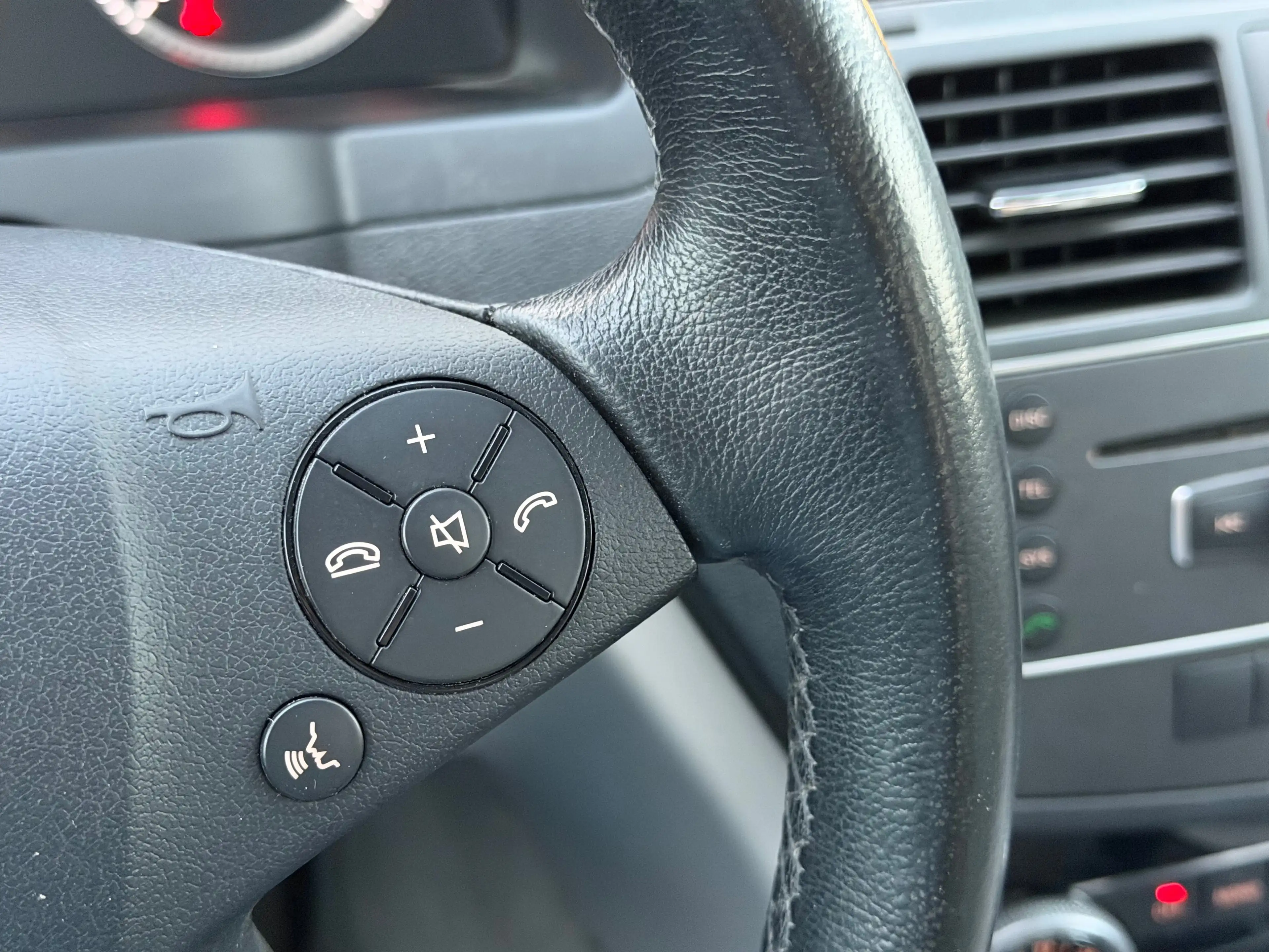 Mercedes-Benz C 180 C180 Elegance_Automatik_Klima_Sitzheizung_Anhängerkupplung — photo 15