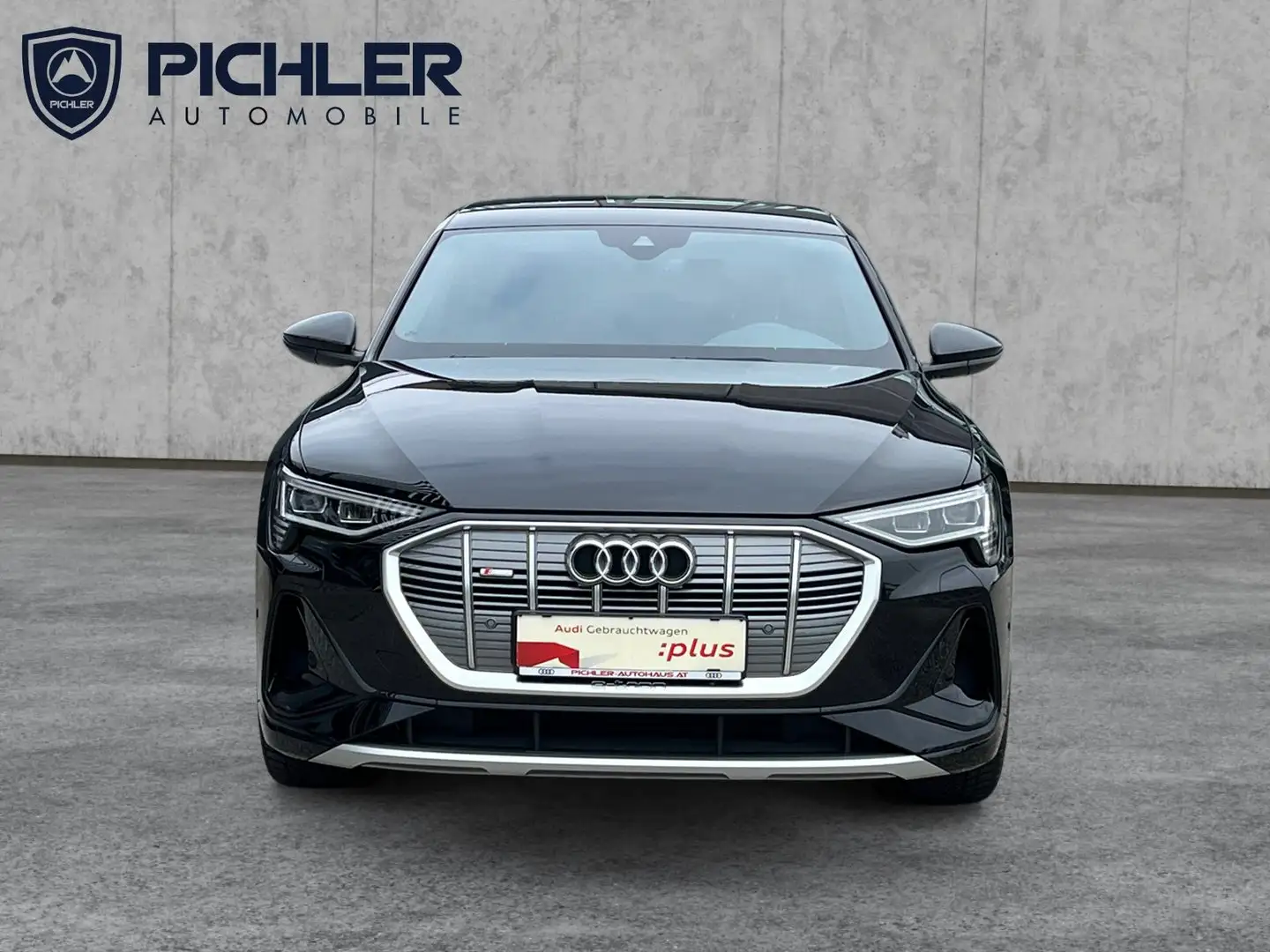 Audi e-tron 50 quattro 230 kW S line Schwarz - 2