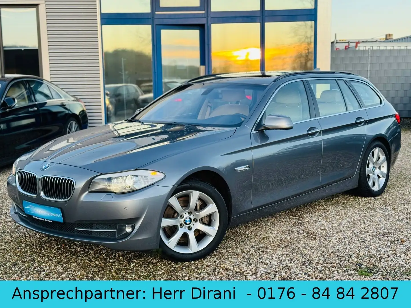 BMW 530 d xDrive Touring  NaviProf*AHK*Pano*KeylessGo Gris - 2