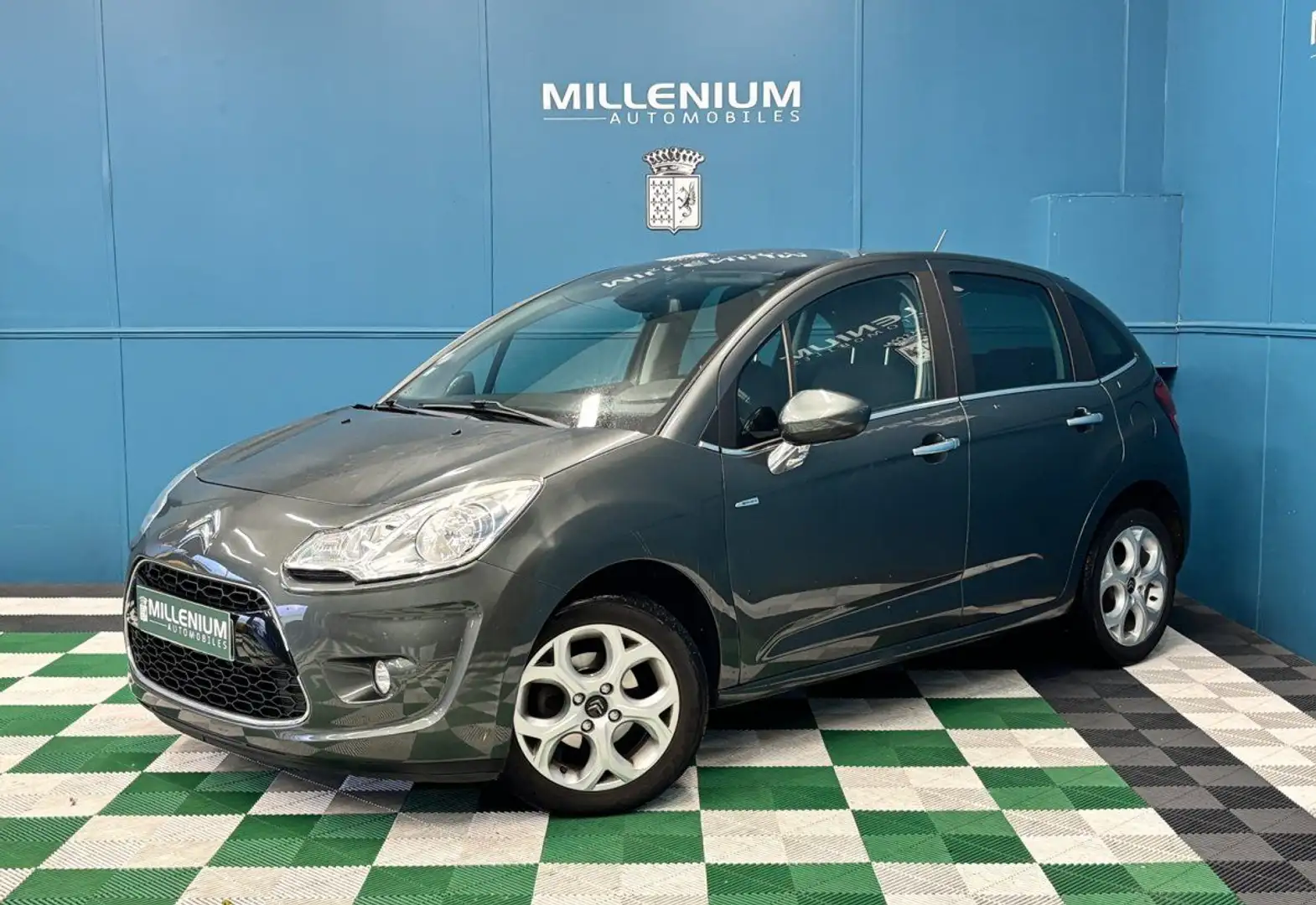 Citroen C3 1.4 VTI CONFORT BMP5 Grau - 1