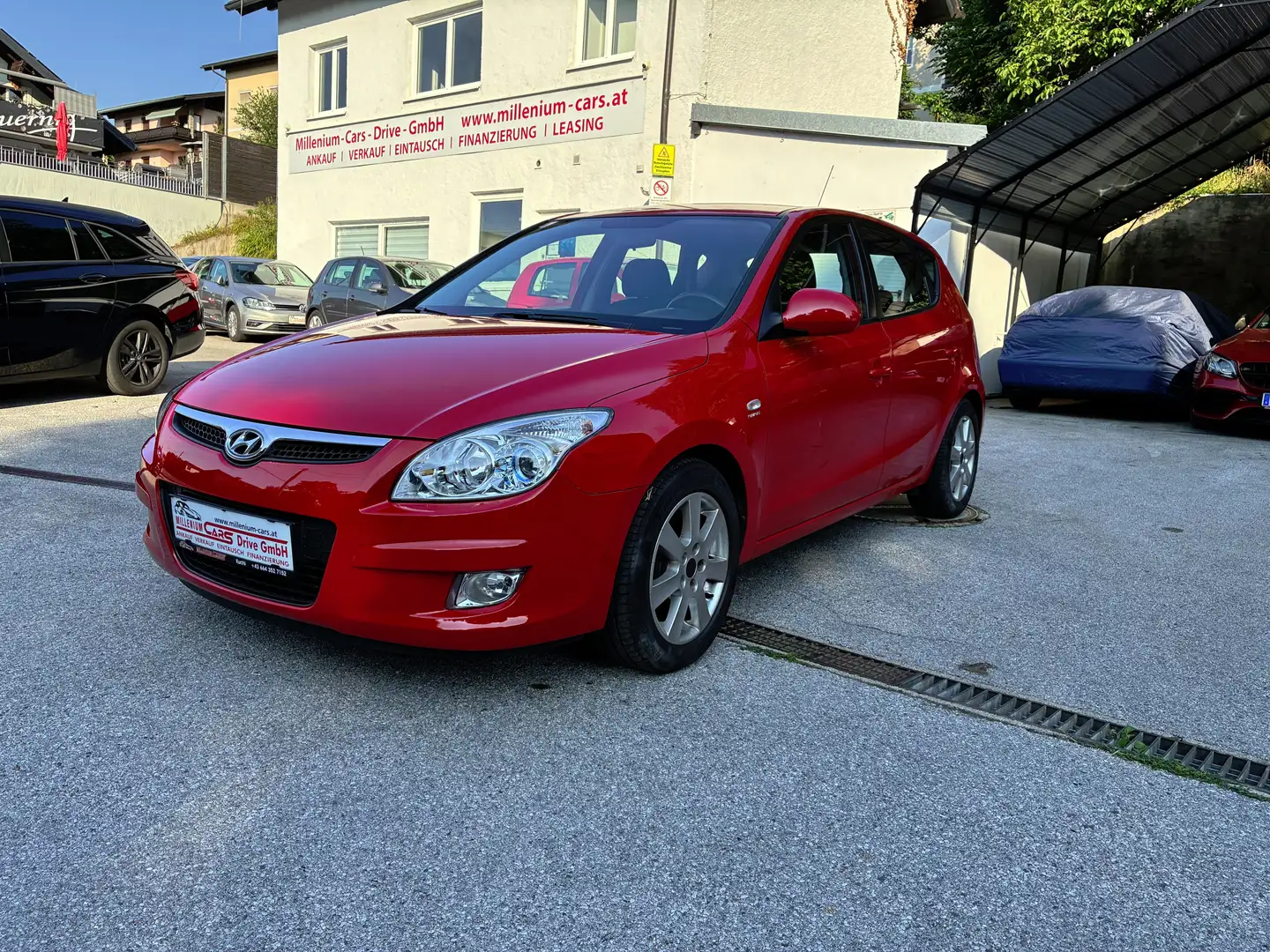 Hyundai i30 1,6 CRDi Comfort DPF,Fixzinssatz ab 6,74% Rot - 1
