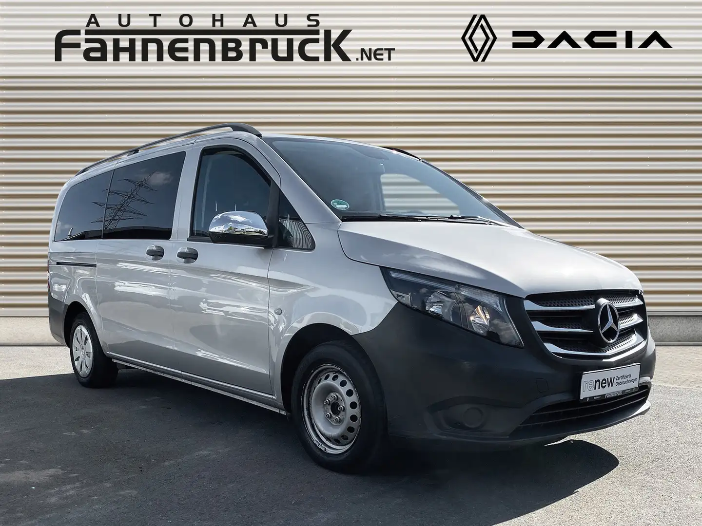 Mercedes-Benz Vito Tourer Pro Lang 116 CDI 2.2  9-Sitzer Navi Zilver - 2