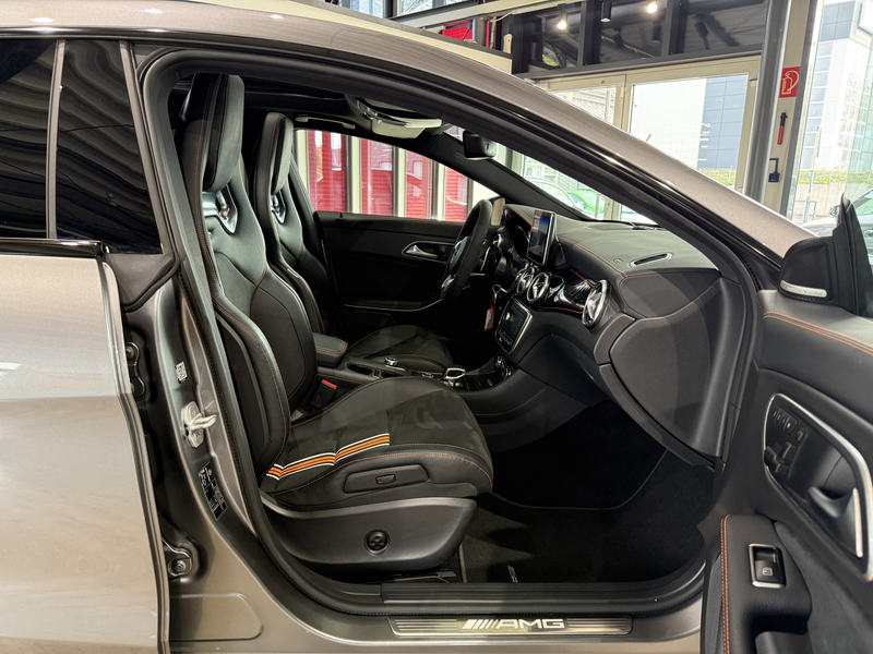 Mercedes-Benz CLA 45 AMG 4Matic Orange Art*VOLL — photo 15