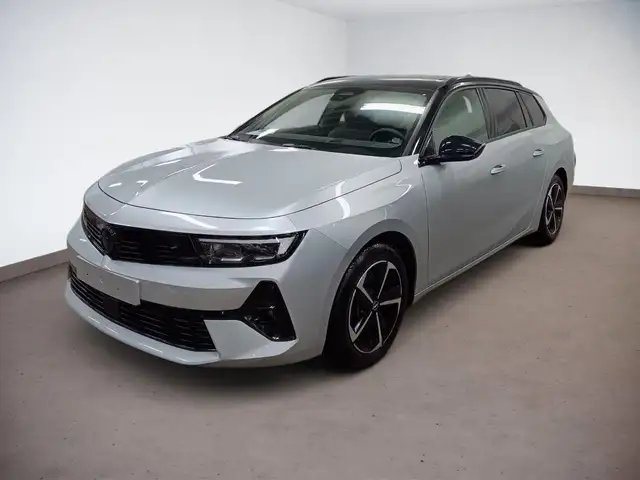 Opel Astra view 6