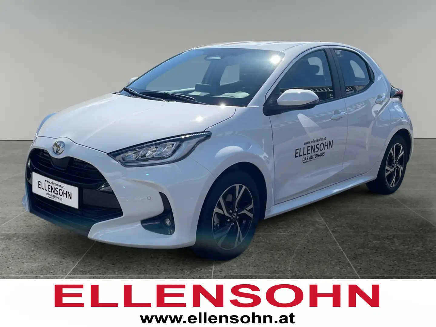 Toyota Yaris 1,5 l, 116 PS 5-tg. Active Drive wenig km!! Weiß - 1