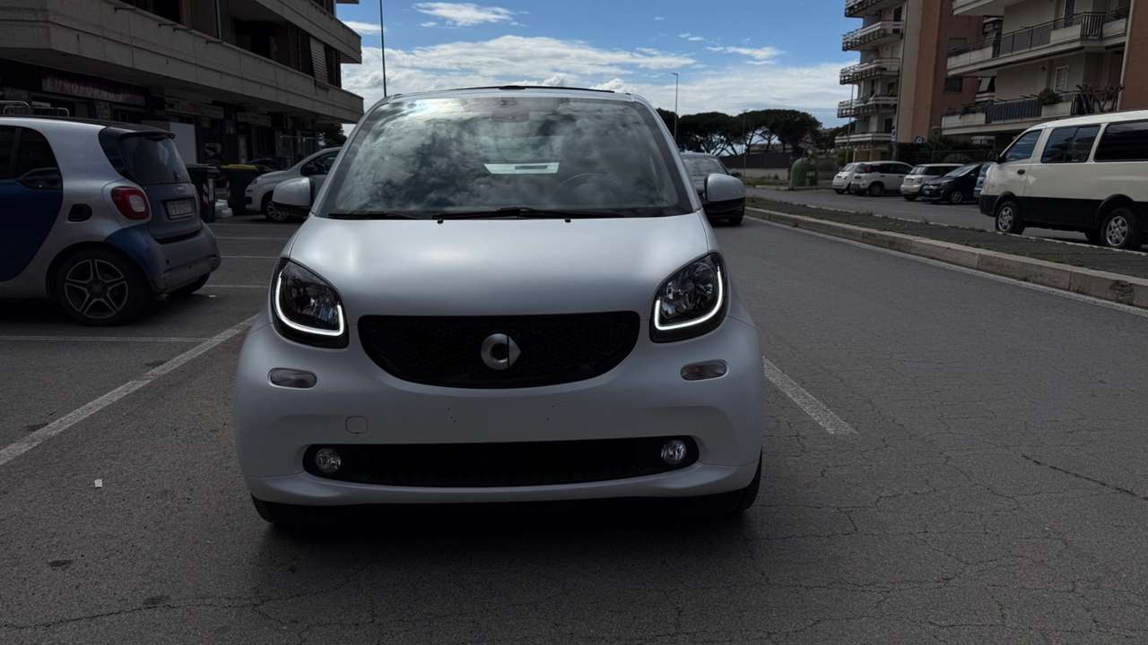 smart forTwo 70 1.0 twinamic cabrio Passion LED NAVI KAMERA CER