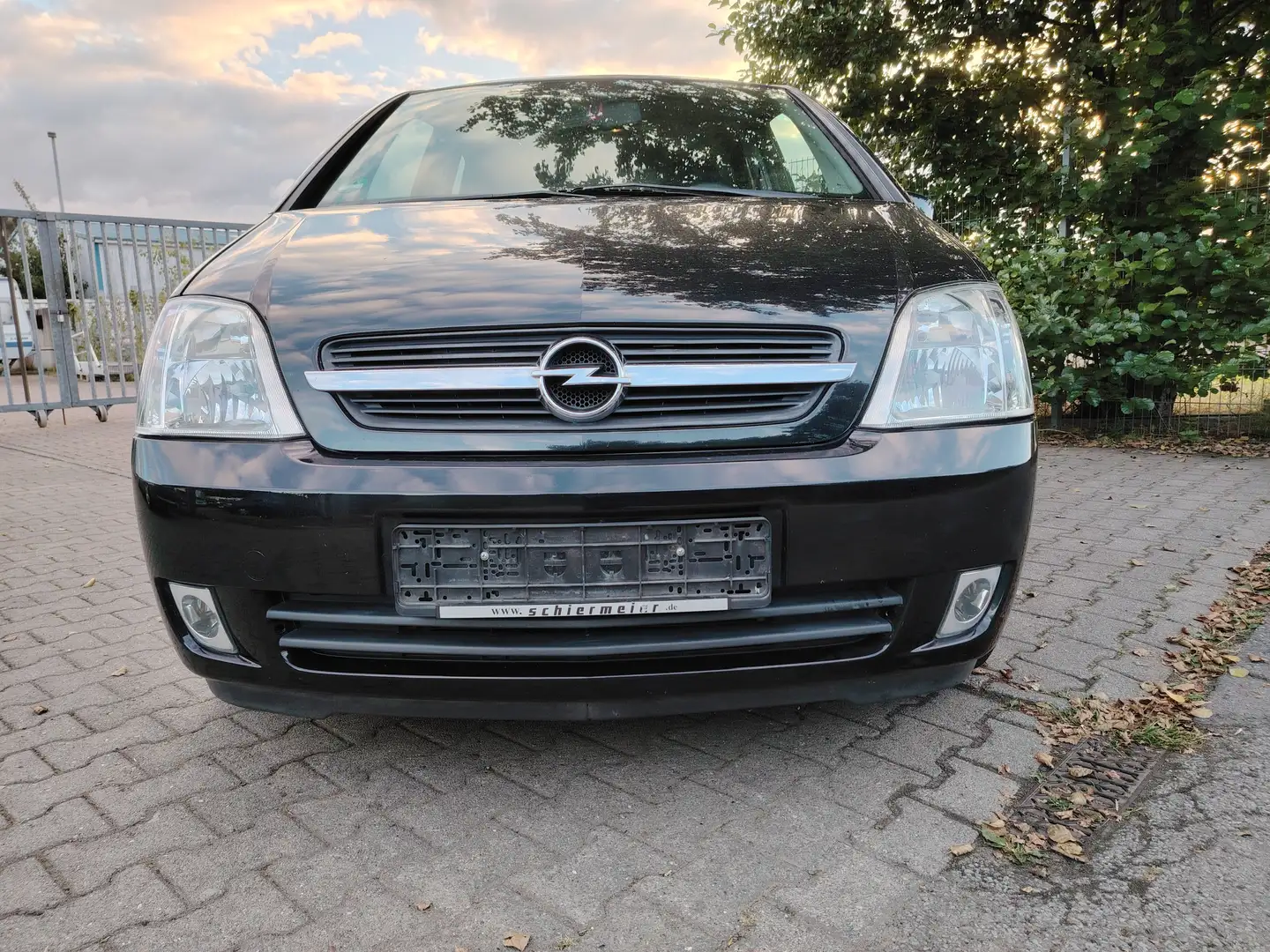 Opel Meriva Meriva 1.6 16V Cosmo Schwarz - 1