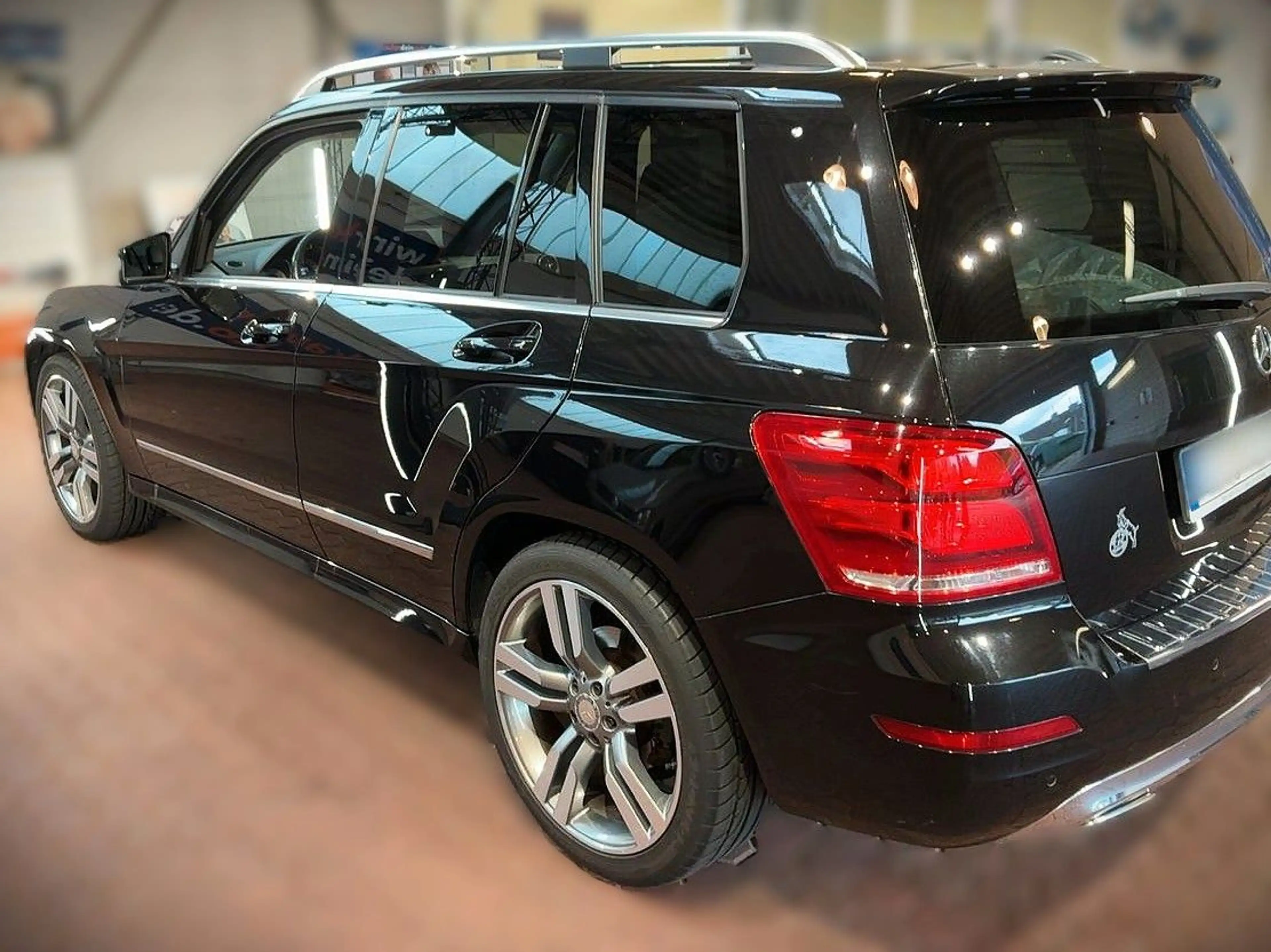 Mercedes-Benz GLK 220 4Matic *1.Hand*MB-Scheckheft*IHC*Sport* — photo 12