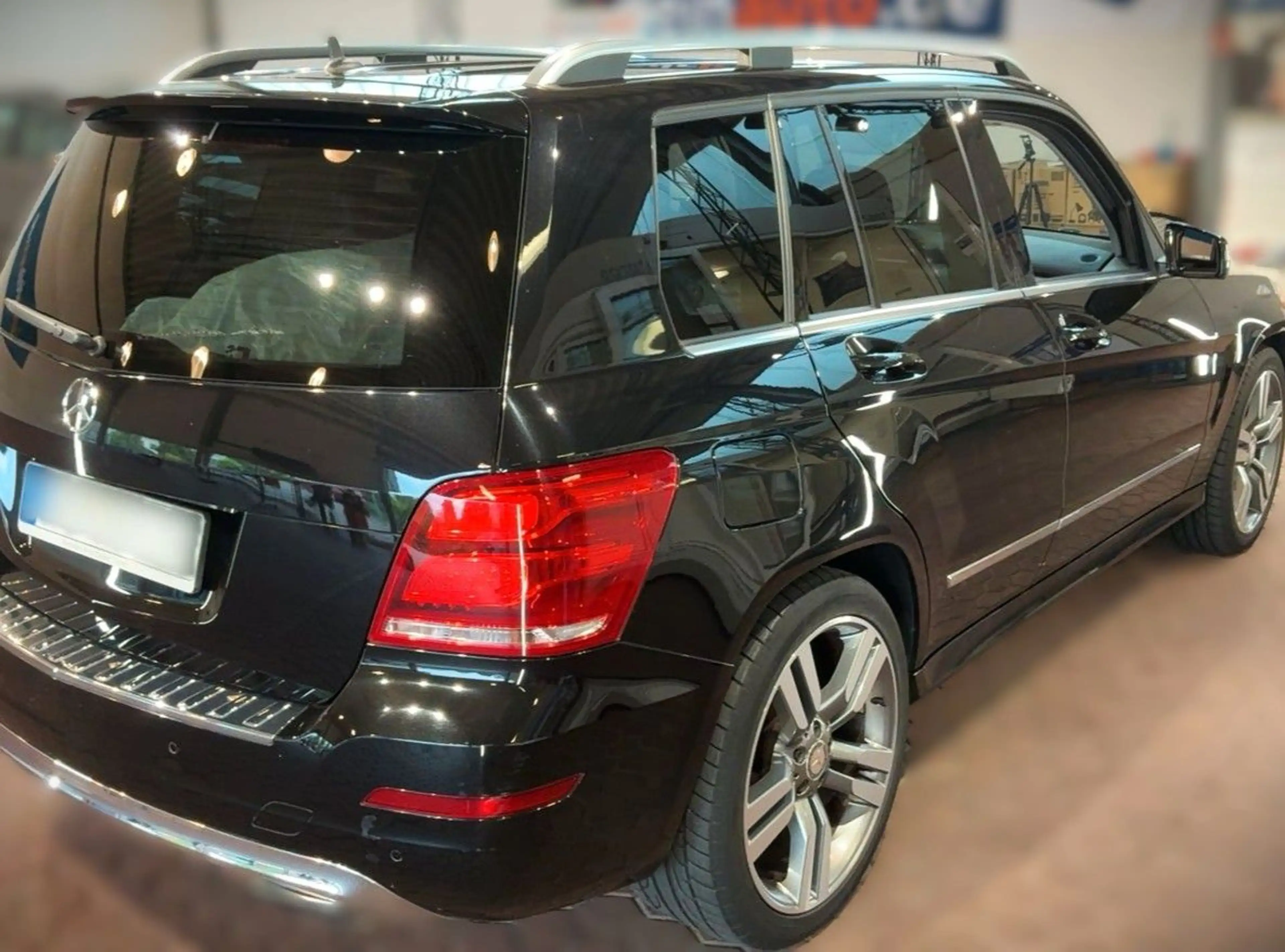 Mercedes-Benz GLK 220 4Matic *1.Hand*MB-Scheckheft*IHC*Sport* — photo 5