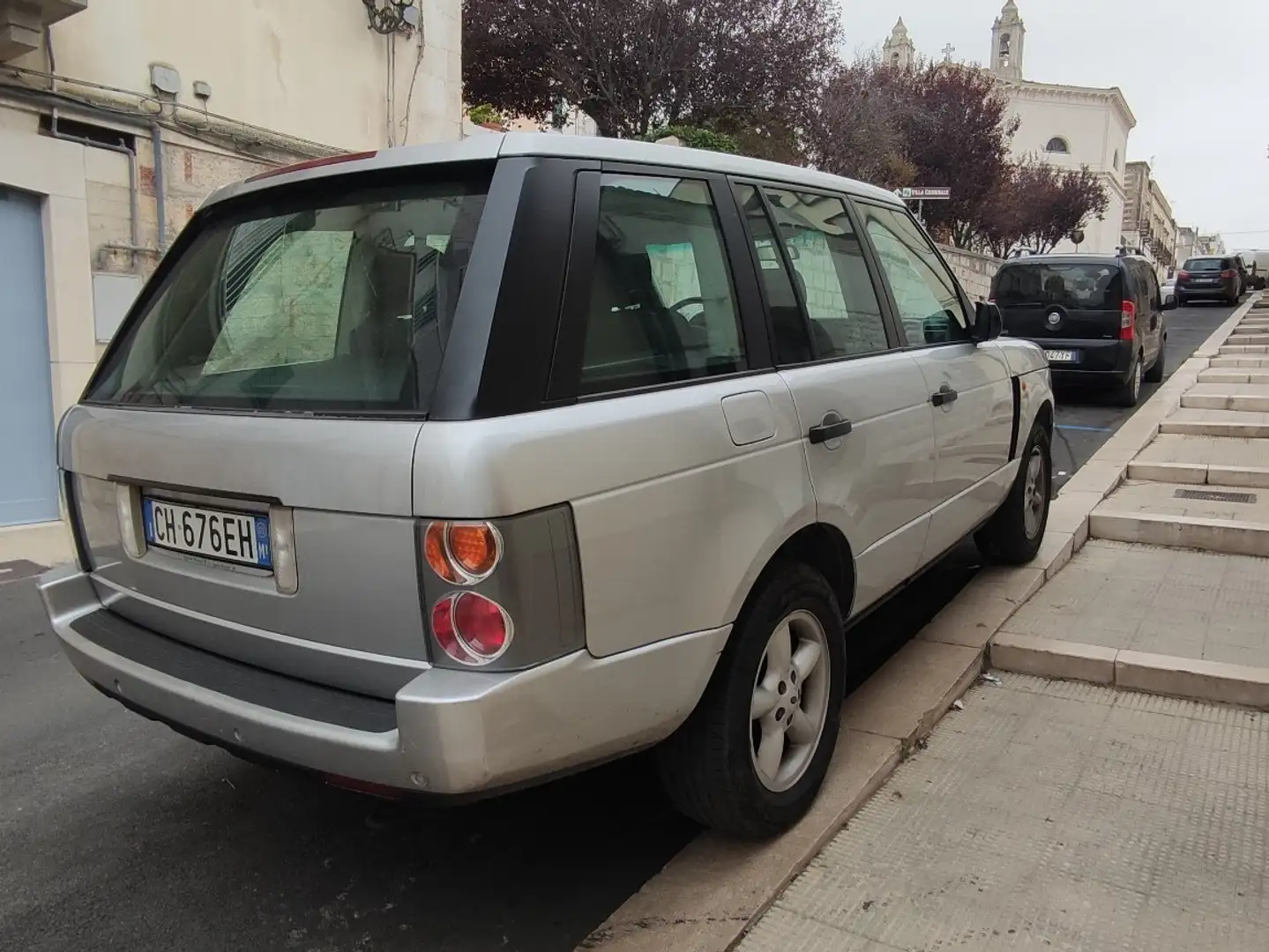 Land Rover Range Rover 3.0 td Vogue auto Argento - 2