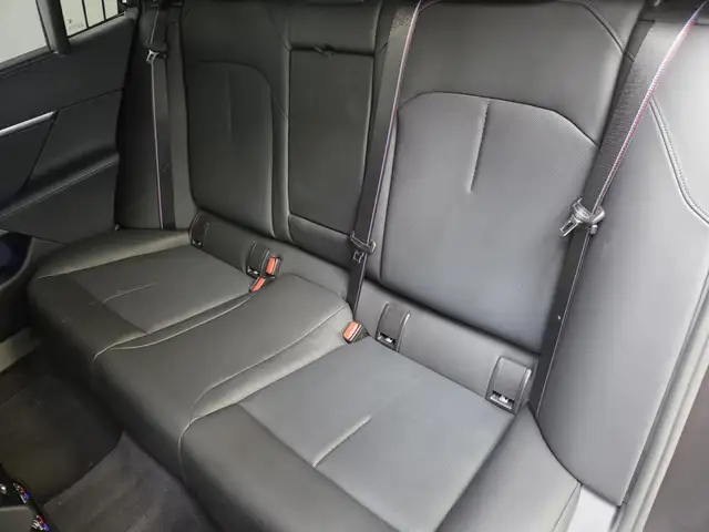 BMW M5 view 19