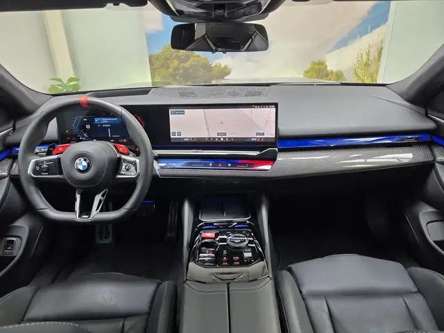 BMW M5 view 7