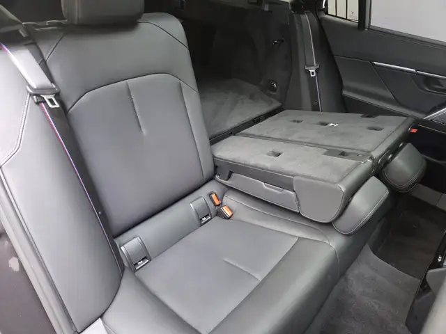 BMW M5 view 27