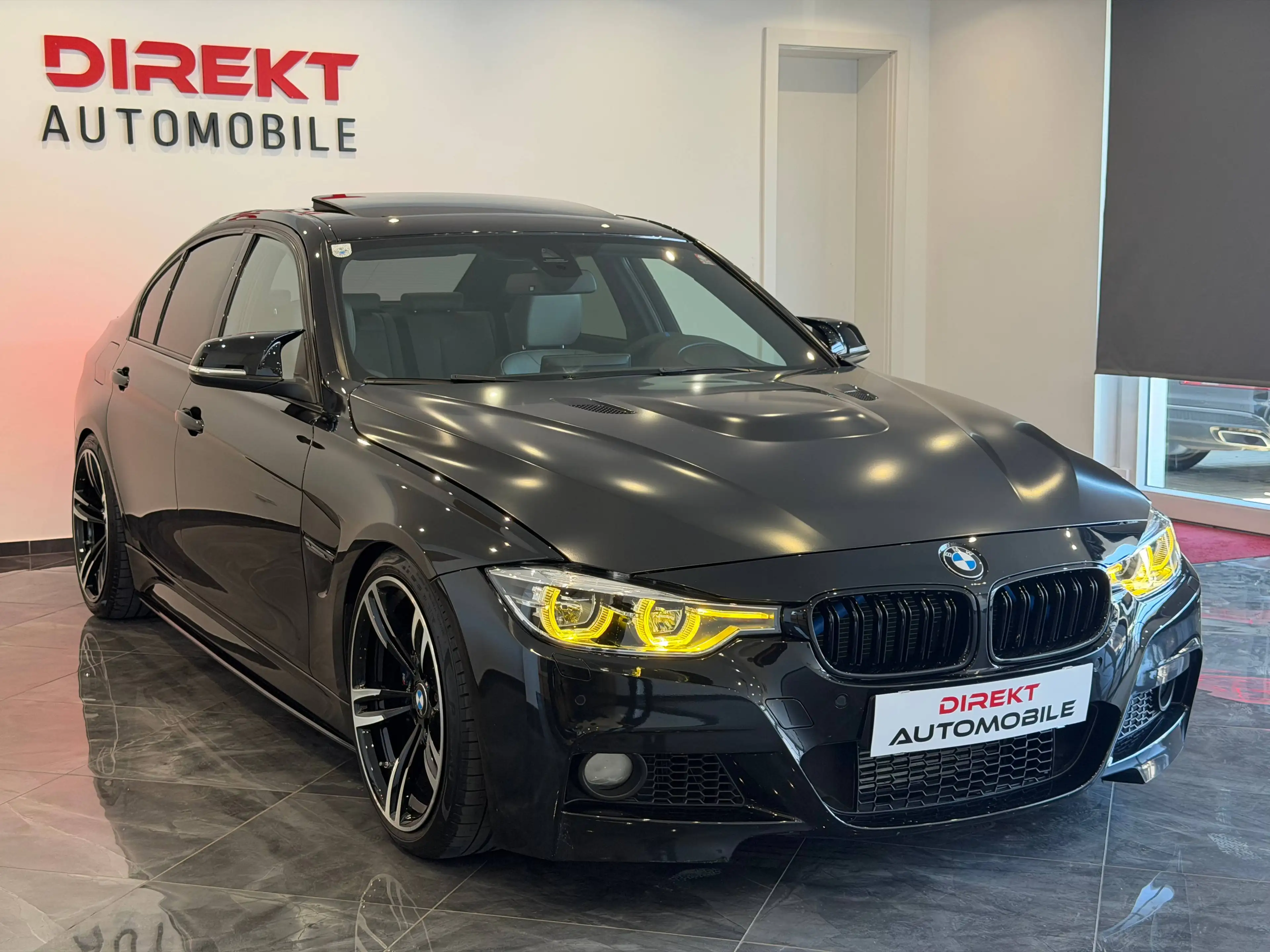 BMW 335 335 i*Mperformance* — photo 2