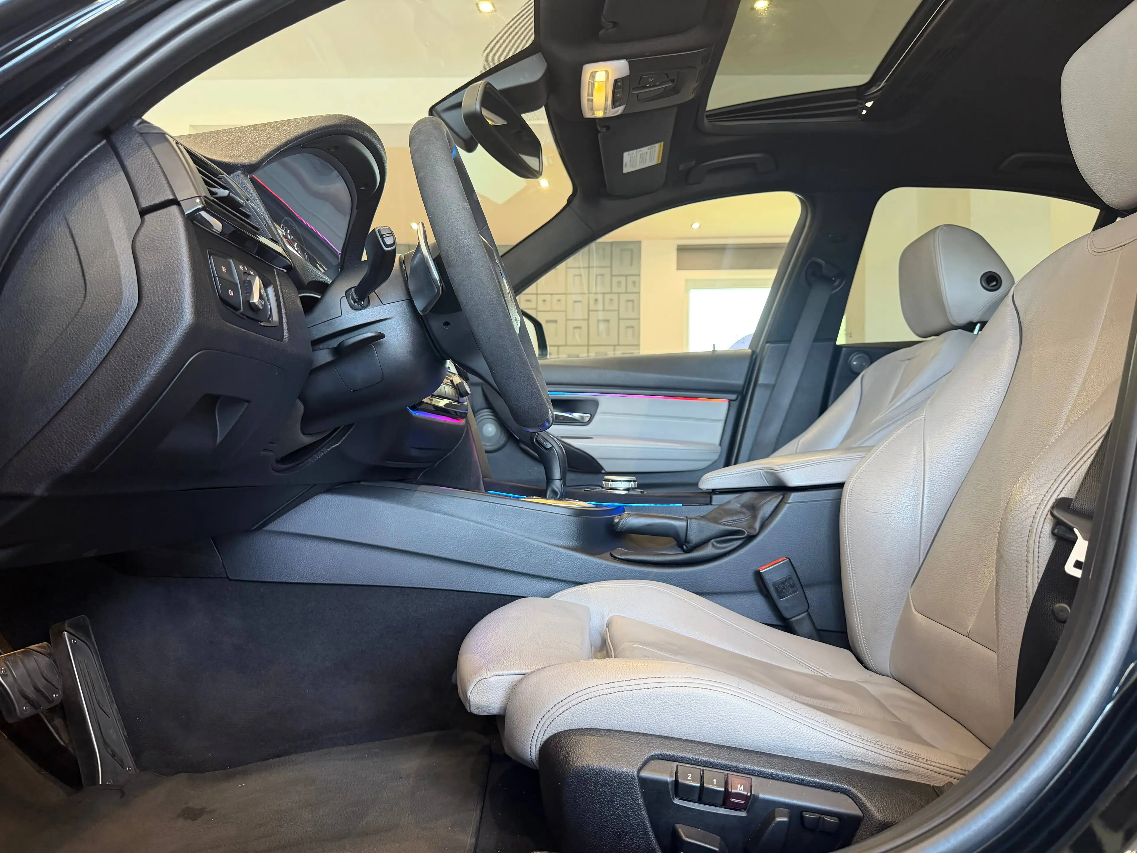 BMW 335 335 i*Mperformance* — photo 13
