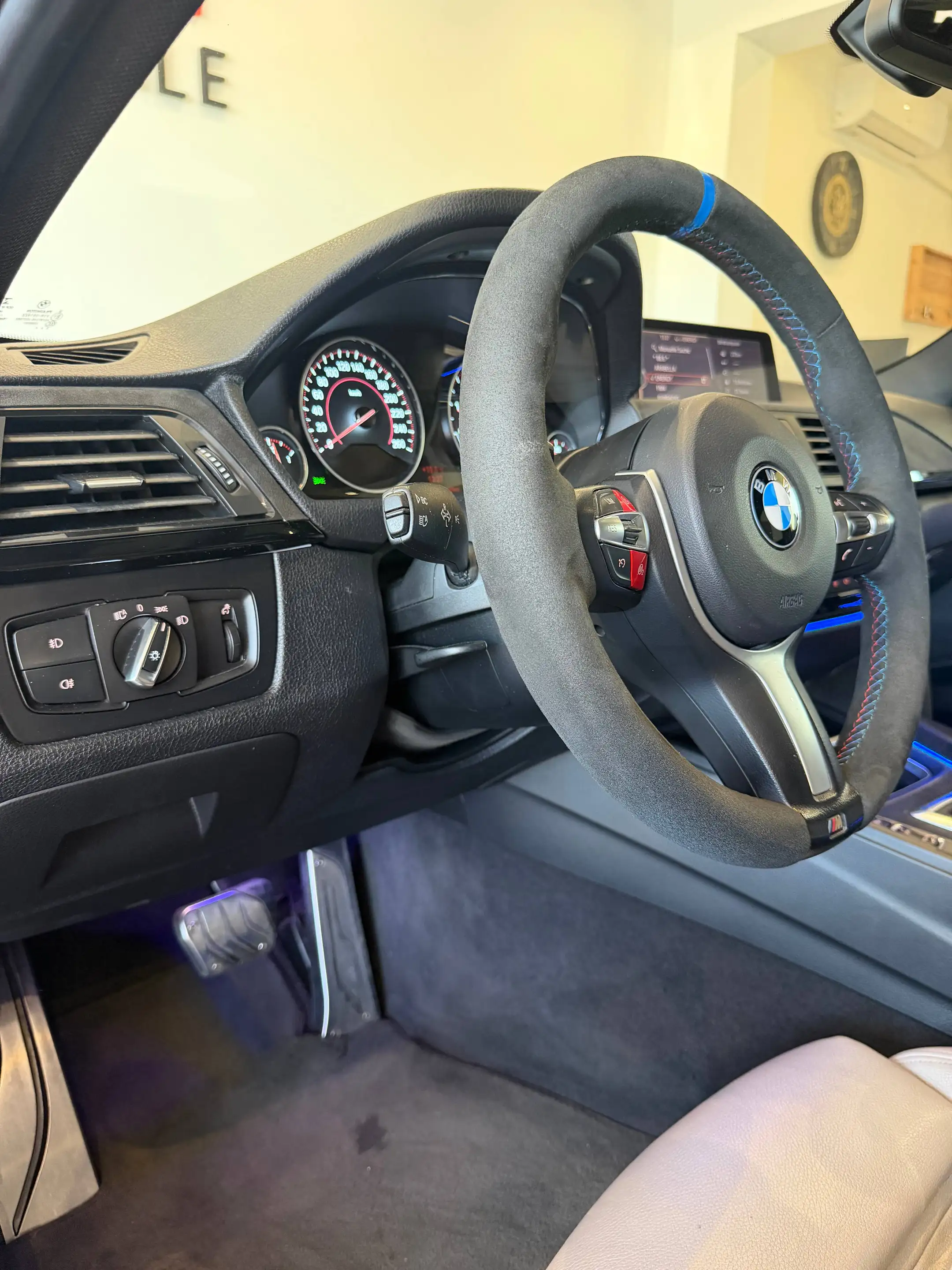 BMW 335 335 i*Mperformance* — photo 14