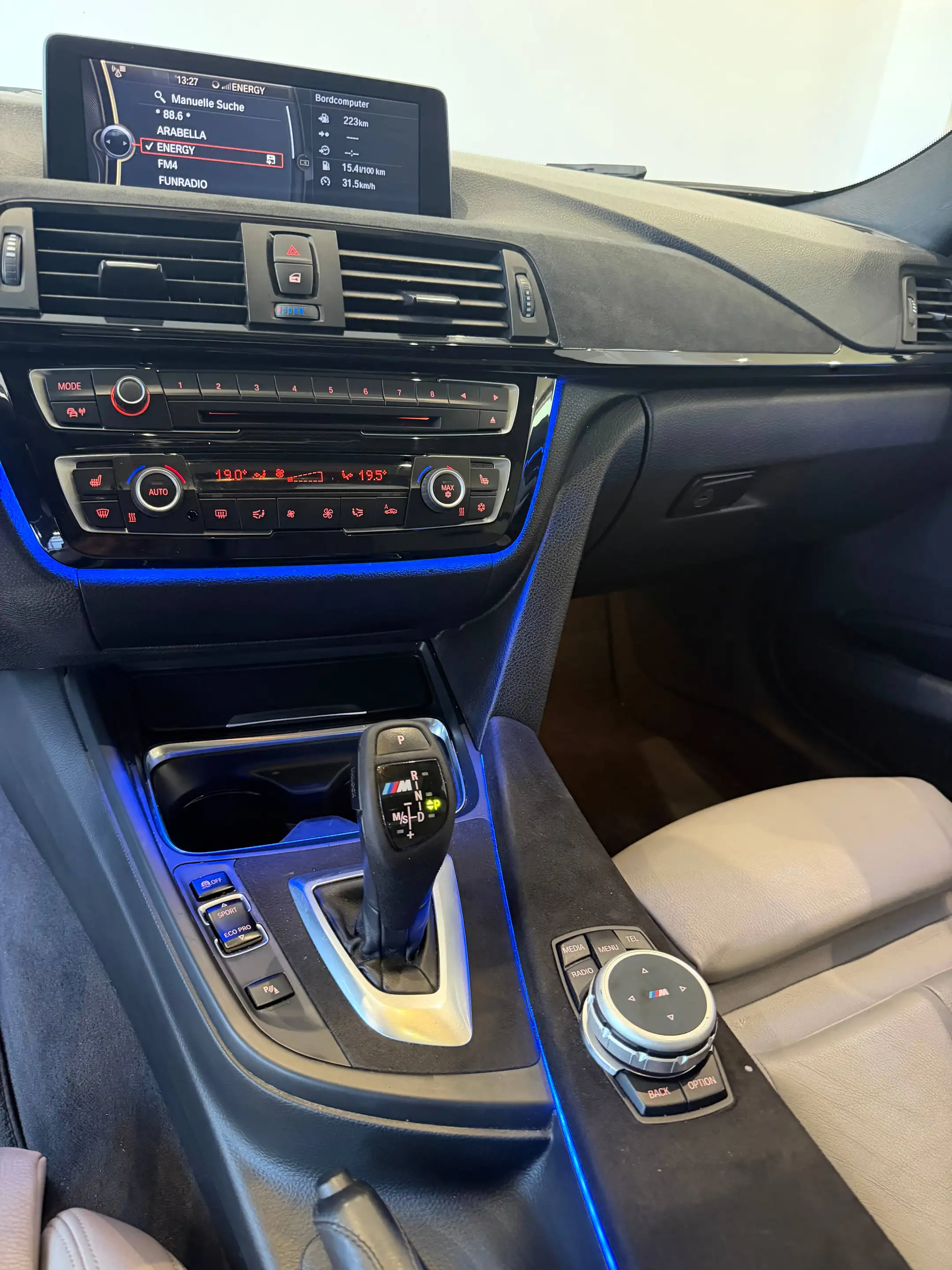 BMW 335 335 i*Mperformance* — photo 15