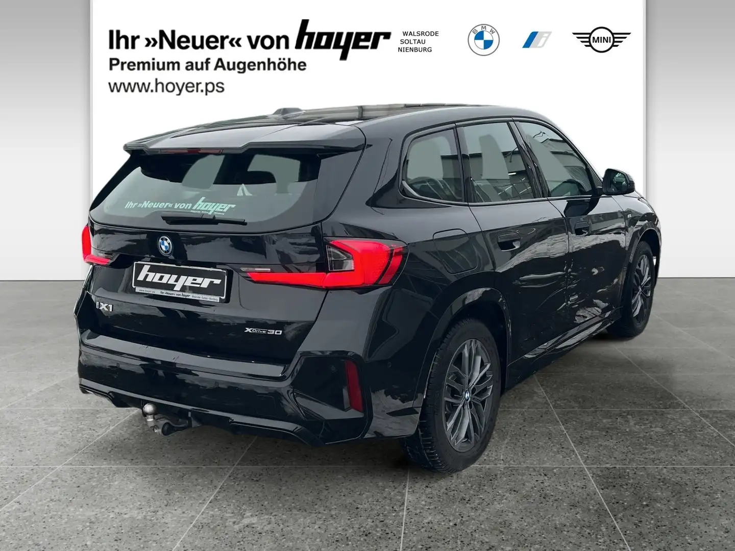 BMW iX1 xDrive30 M Sportpaket Head-Up HK HiFi DAB Noir - 2