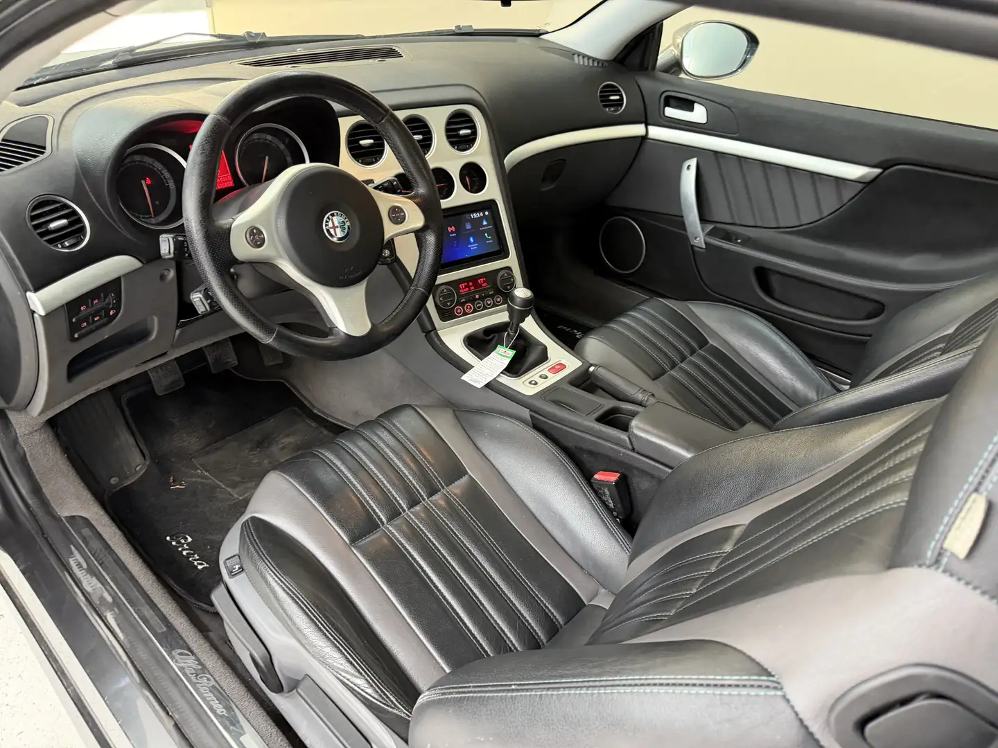 Alfa Romeo Brera 2.2 JTS SkyWindow, 185Pk, 2007, Origineel Nederlan Gris - 2