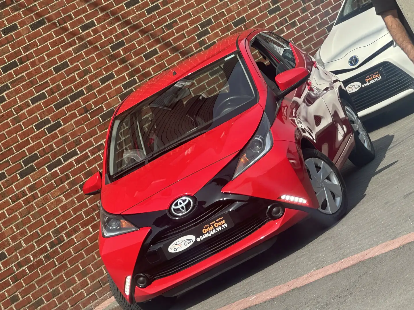 Toyota Aygo // TRES PROPRE // Rouge - 1