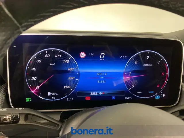 Mercedes-Benz GLC view 14