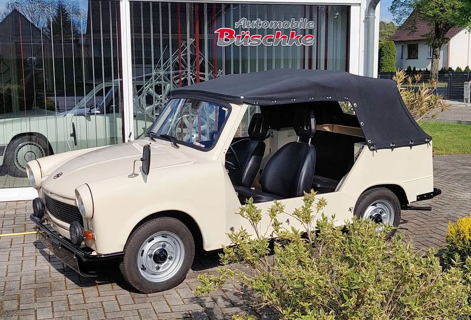 Trabant P601 Kübel Neuaufbau Bej - 2