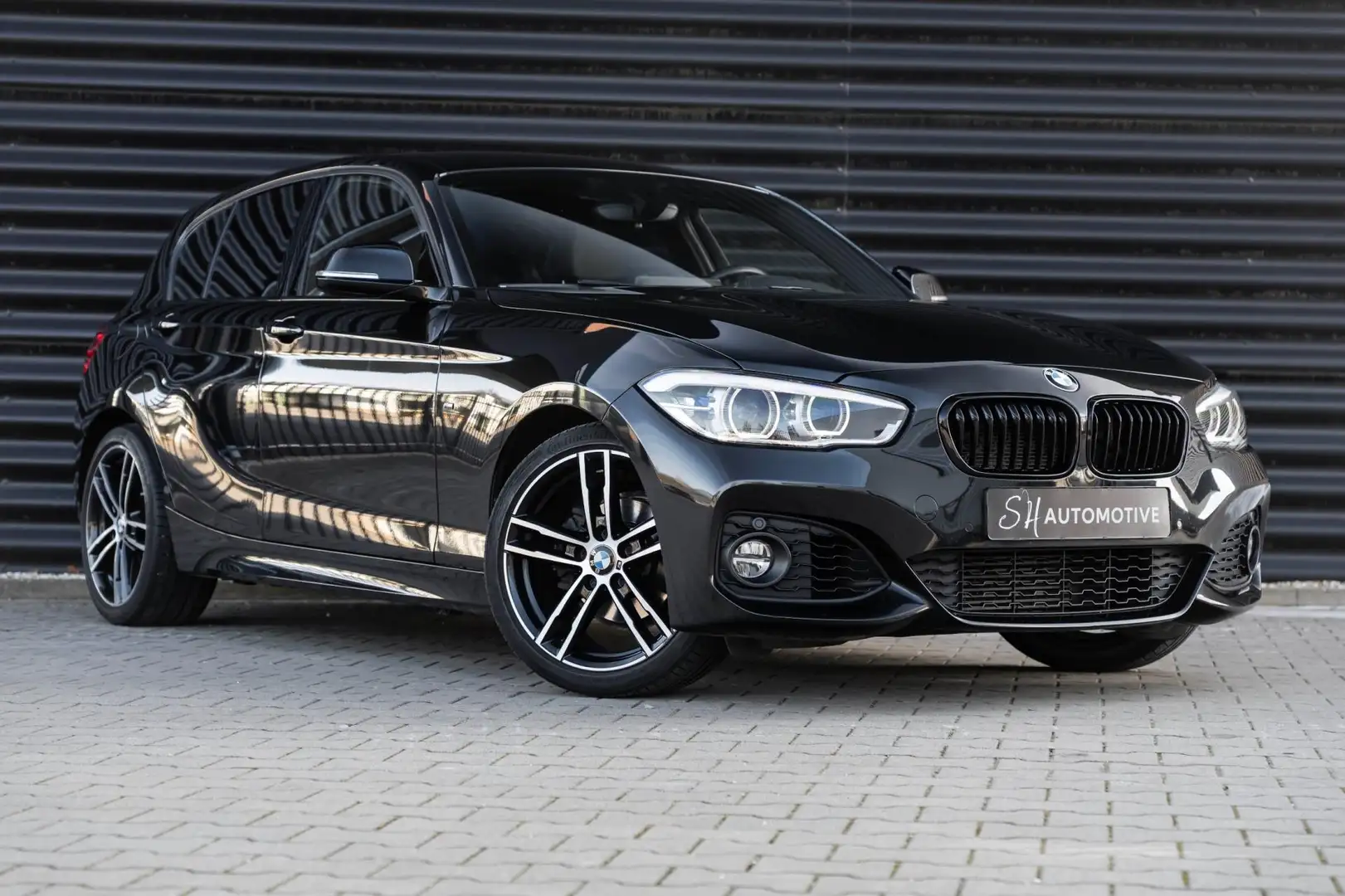 BMW 118 1-serie 118i M Sport Edition / Stoelverwarming / L Schwarz - 2
