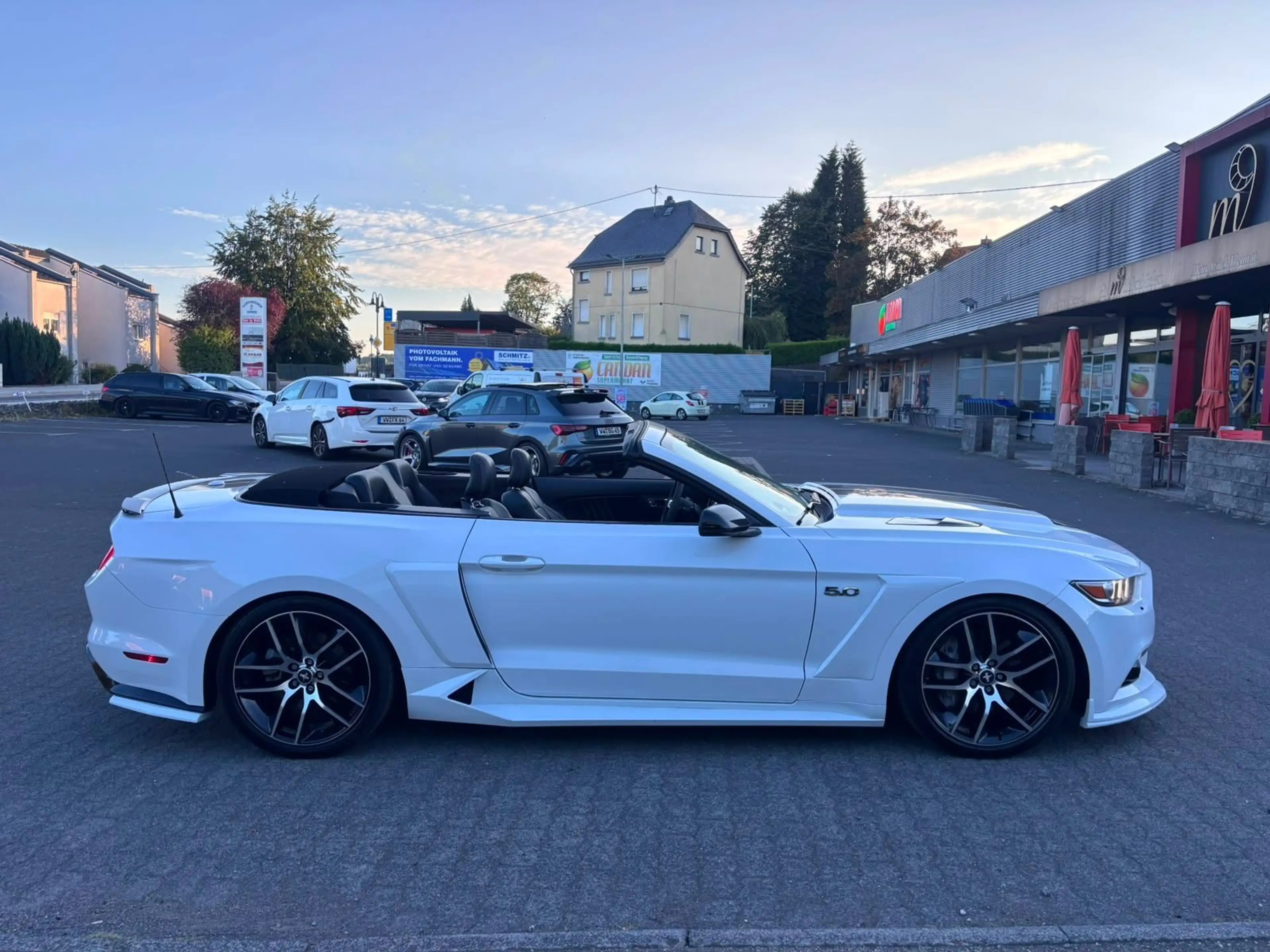 Ford Mustang 5.0 GT Cabrio *50 YEARS*LED*ROUSH-KIT* — photo 12