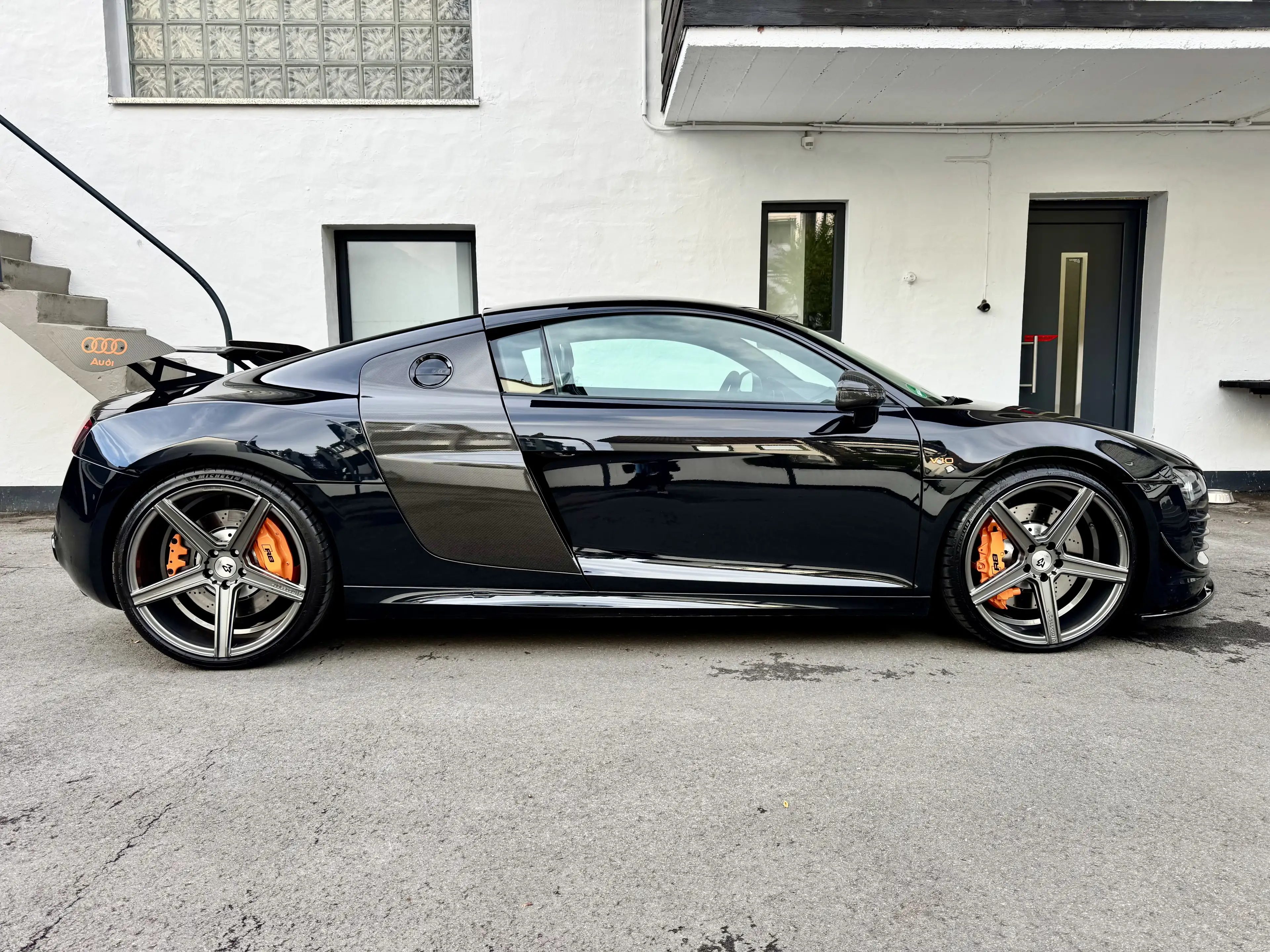 Audi R8 R8 5.2 FSI quattro R tronic — photo 5