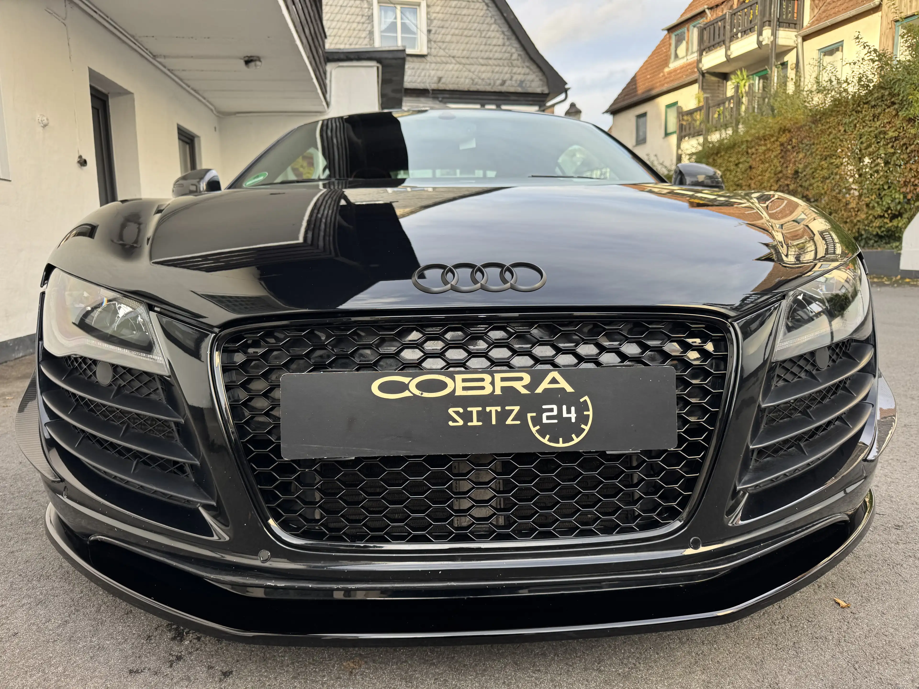 Audi R8 R8 5.2 FSI quattro R tronic — photo 7