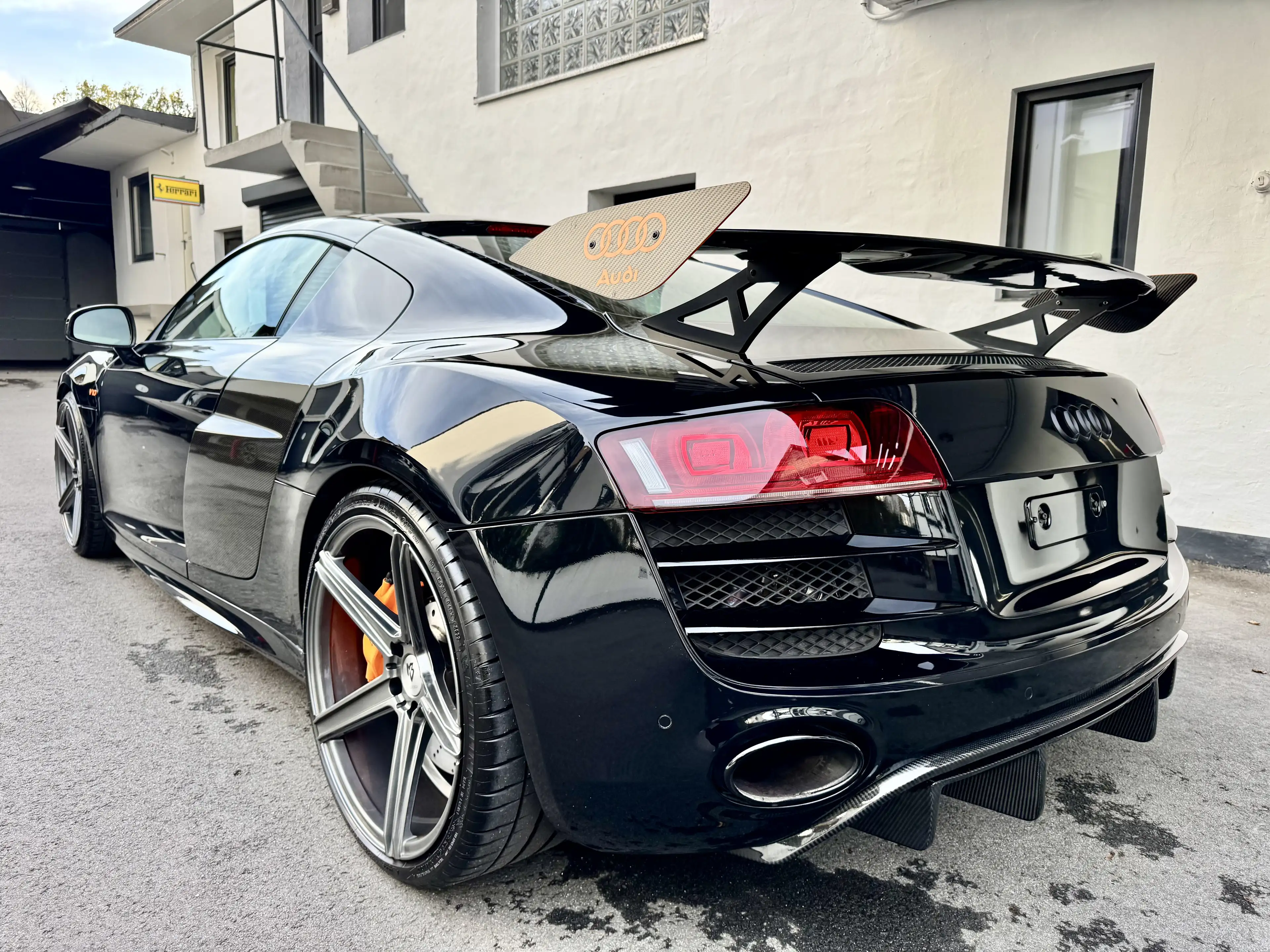 Audi R8 R8 5.2 FSI quattro R tronic — photo 3