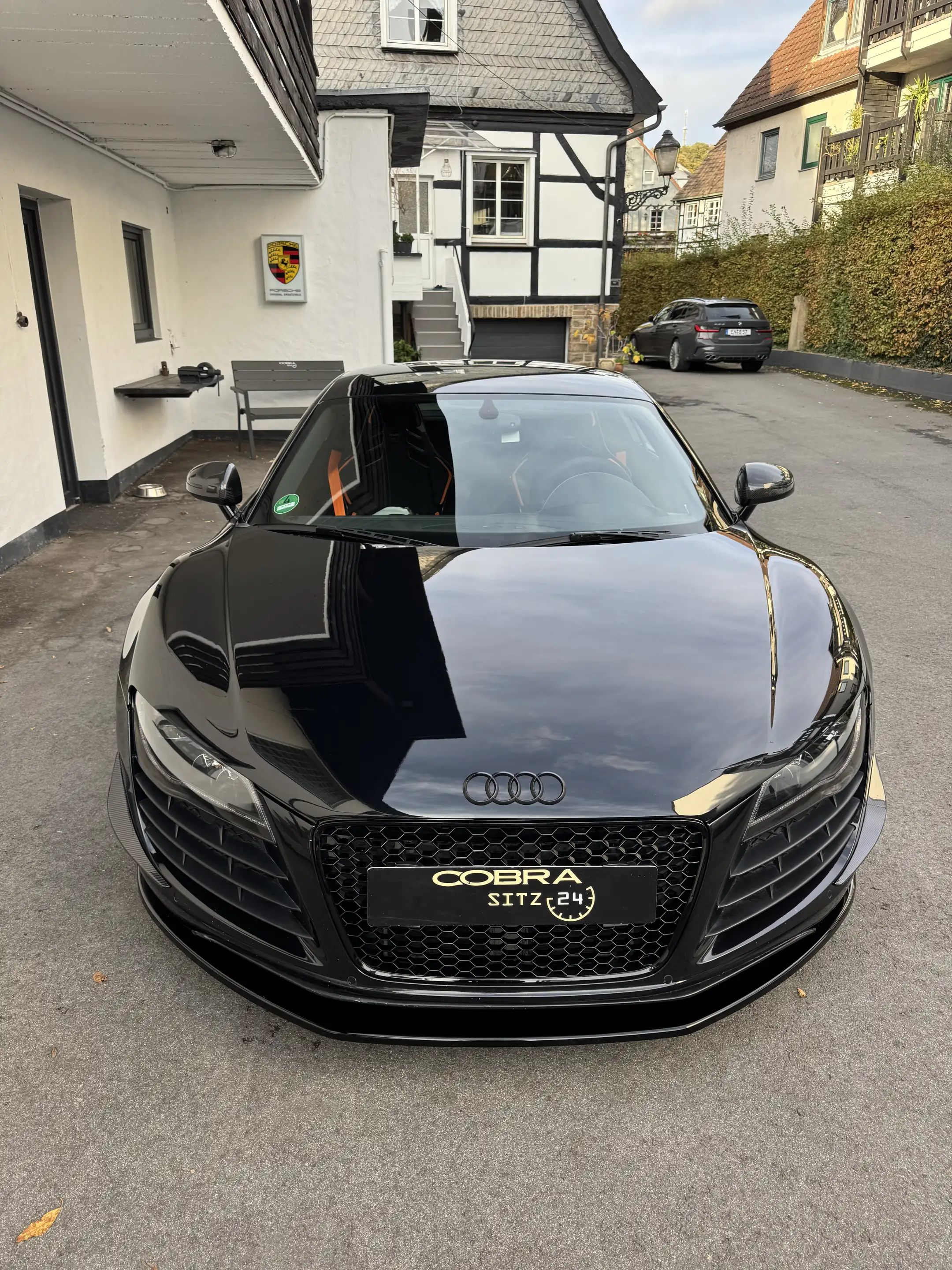 Audi R8 R8 5.2 FSI quattro R tronic — photo 9