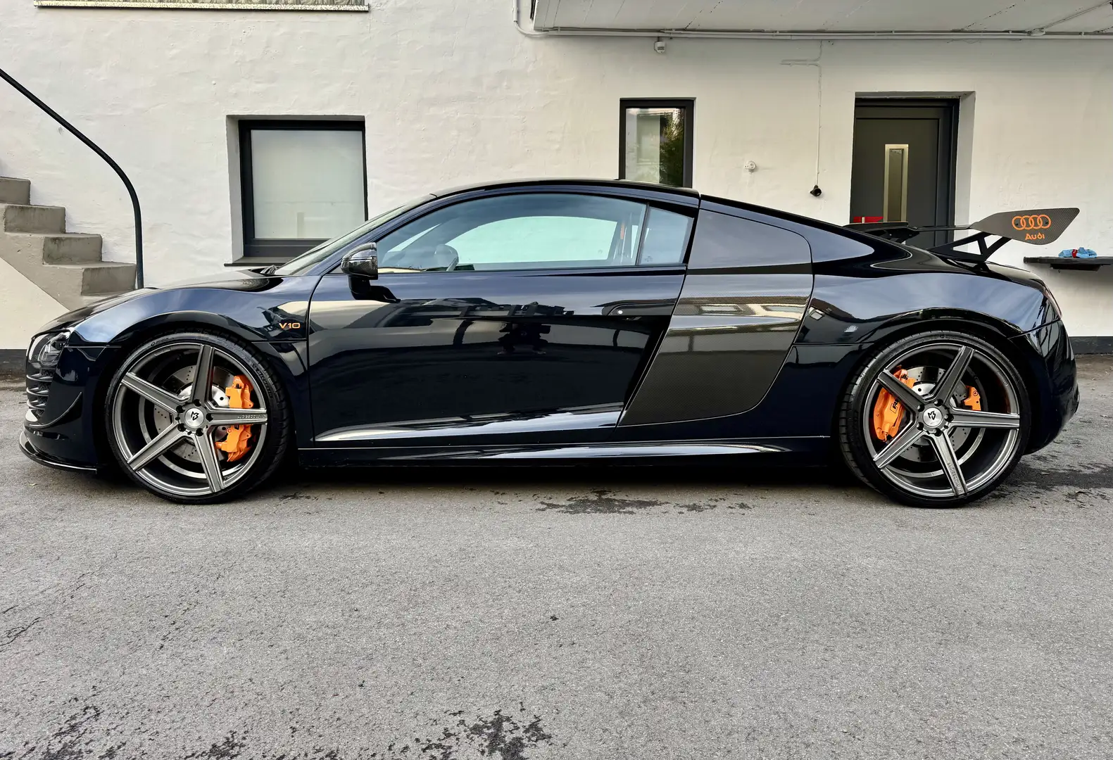 Audi R8 R8 5.2 FSI quattro R tronic Schwarz - 2