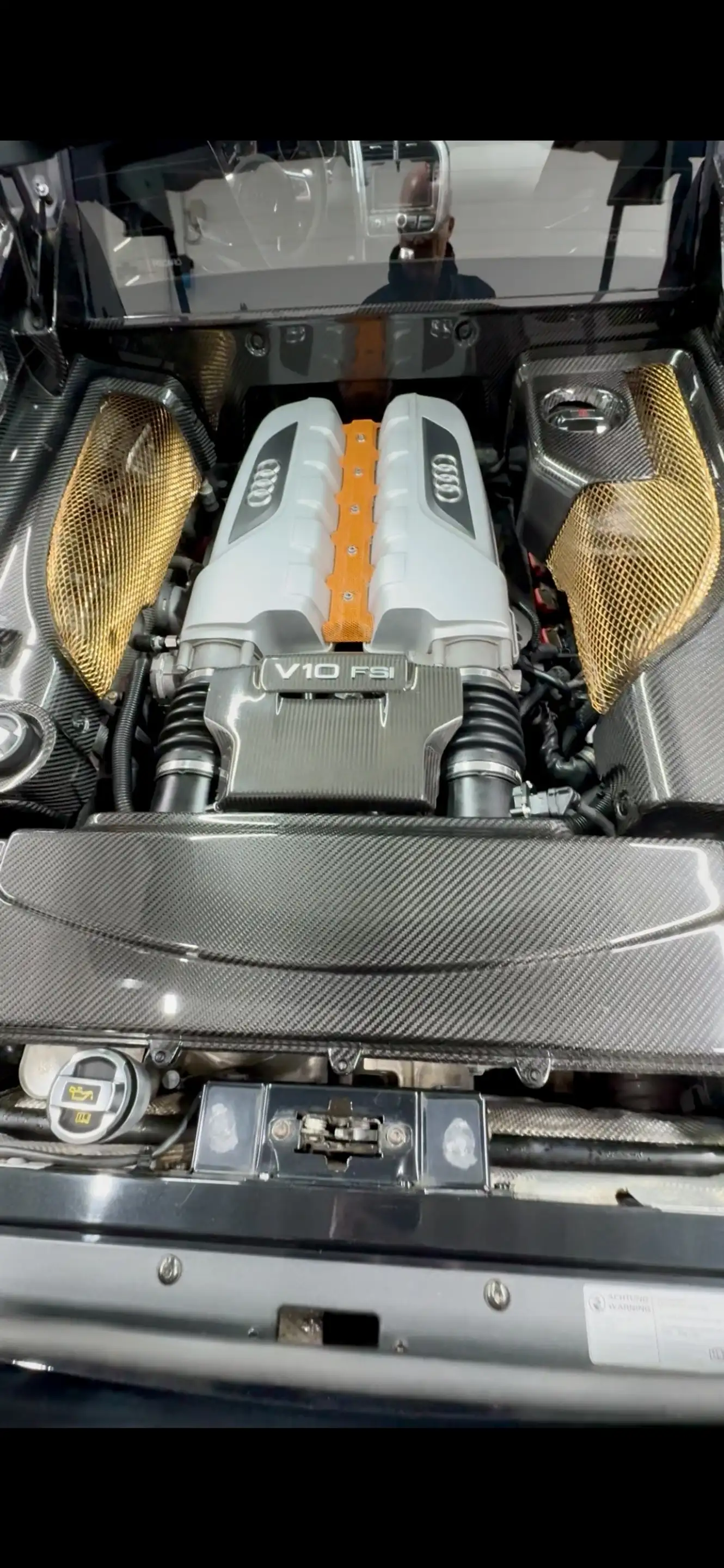 Audi R8 R8 5.2 FSI quattro R tronic — photo 15
