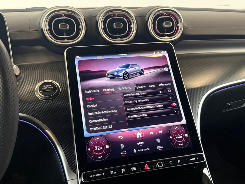 Mercedes-Benz C 300 e AMG Memory Distronic Massage Digital Sfeer 360 L — photo 23