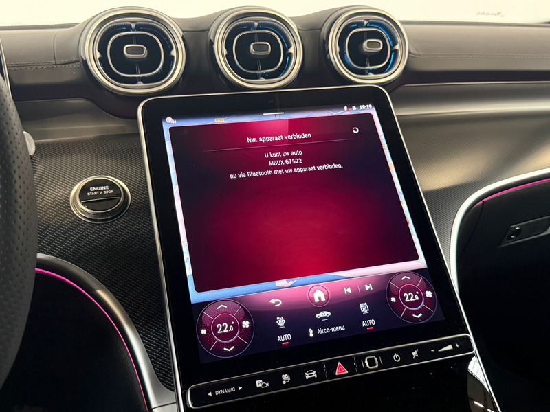 Mercedes-Benz C 300 e AMG Memory Distronic Massage Digital Sfeer 360 L — photo 25