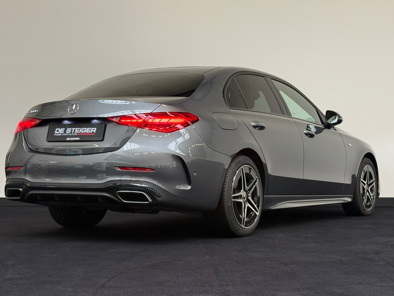 Mercedes-Benz C 300 e AMG Memory Distronic Massage Digital Sfeer 360 L — photo 8
