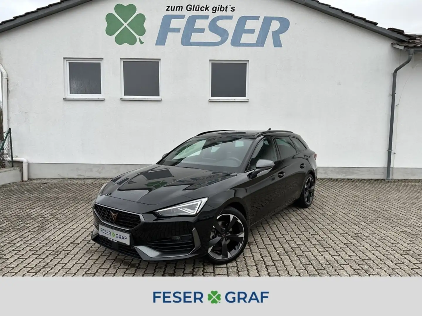 CUPRA Leon Sportstourer 1.5 eTSI eHECK FaPa-XL MATRIX PANO Zwart - 1