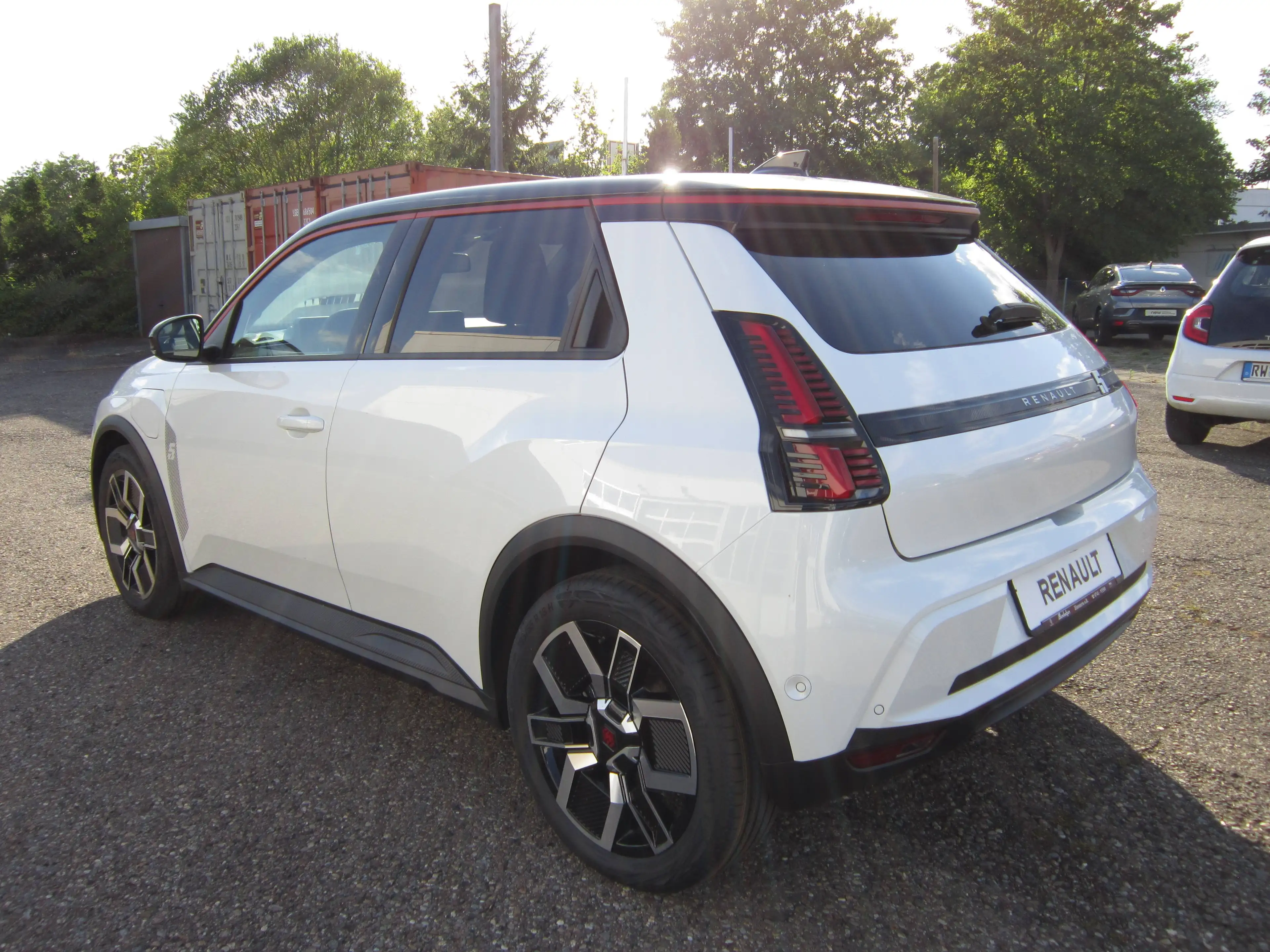 Renault R 5 R 5 E-Tech Techno 150 Comfort Range, Sitzheizung, Adaptiver Tempomat — photo 2