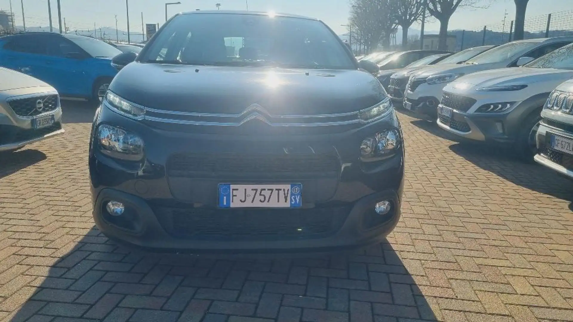 Citroen C3 BlueHDi 75 S&S Feel Чёрный - 1