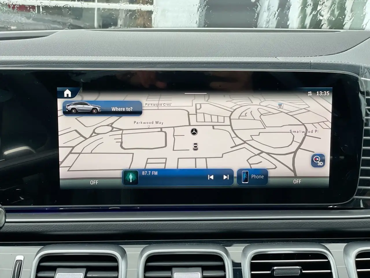 Mercedes-Benz GLE снимка Mercedes-Benz GLE