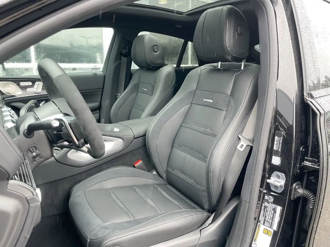 Mercedes-Benz GLE снимка Mercedes-Benz GLE