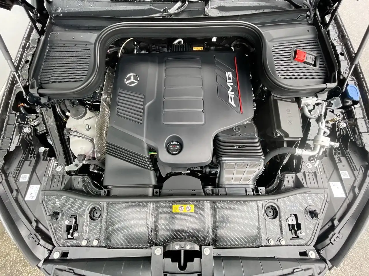 Mercedes-Benz GLE снимка Mercedes-Benz GLE