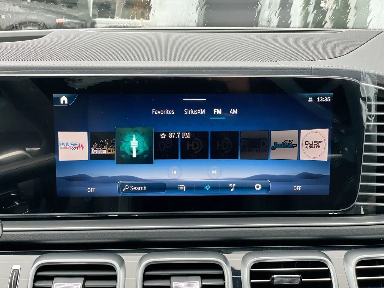 Mercedes-Benz GLE снимка Mercedes-Benz GLE