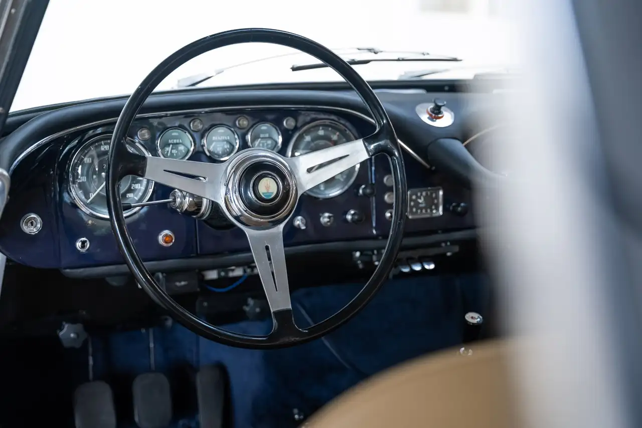 Maserati Coupe 3500 GTI Touring - Bare Metal Restoration - Matchi, foto 7