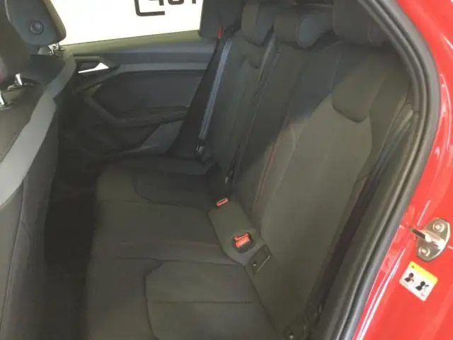 Audi A1 view 11