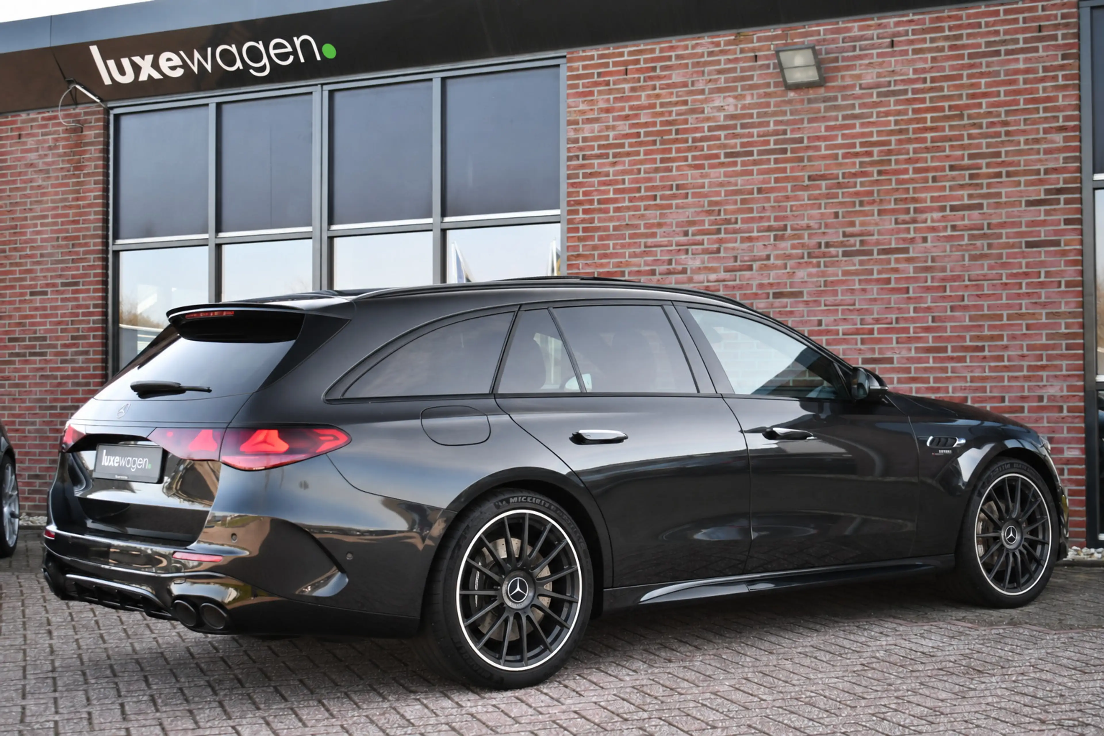 Mercedes-Benz E 53 AMG 4M+ Night Dyn+ Premium+ Multicontour Alc-hemel Hyp — photo 32